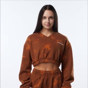 Alphalete Cropped Sweatshirt